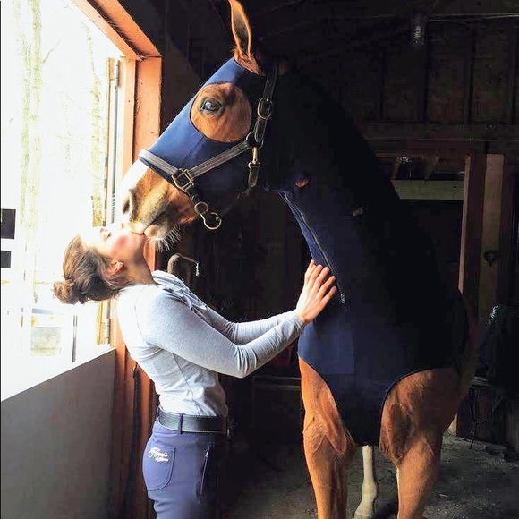 Meet your Posher, Lindsey - Picture 2 of 10